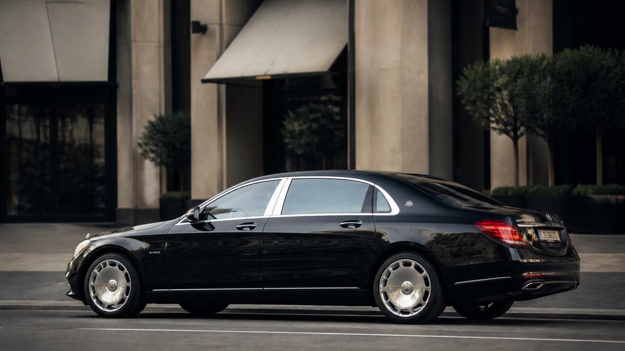В Казани арестовали Mercedes за долги в 64 млн рублей В Казани судебные приставы арестовали автомобил...